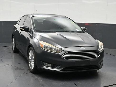 Used 2018 Ford Focus Titanium FWD image 8
