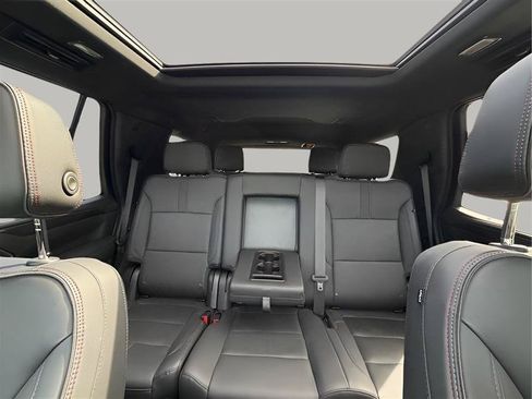 Used 2022 Chevrolet Tahoe RST w/ Sport Performance Package RWD image 68