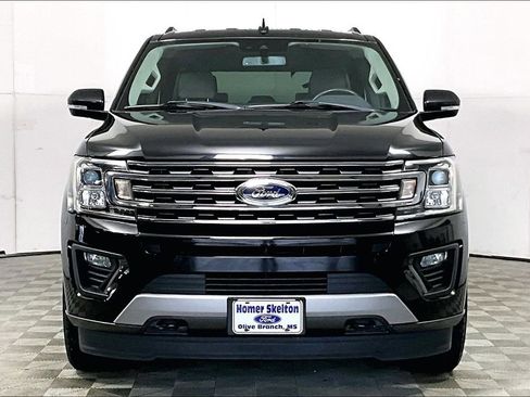 Used 2019 Ford Expedition XLT w/ Equipment Group 202A image 3