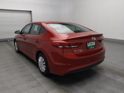 Used 2018 Hyundai Elantra SE image 5