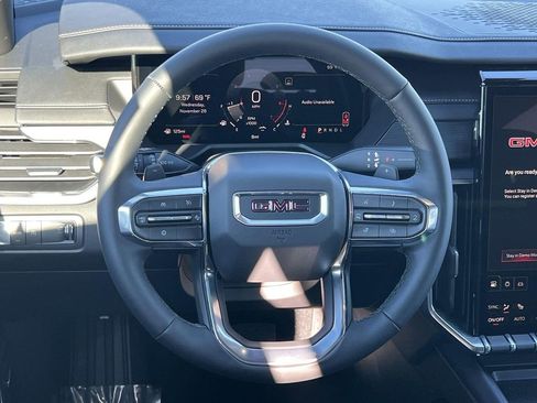 New 2026 GMC Acadia Elevation image 12