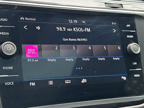 Used 2019 Volkswagen Tiguan S image 18