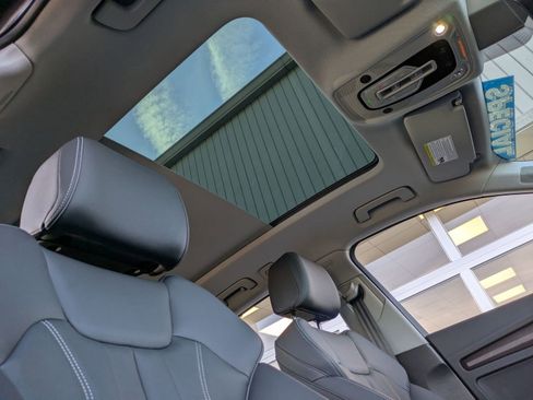 Used 2024 Audi Q5 e Premium Plus w/ Premium Plus Package image 22