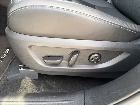 Used 2024 INFINITI QX50 Luxe AWD/4WD image 22