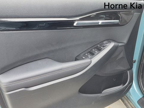 New 2026 Kia Seltos EX image 9