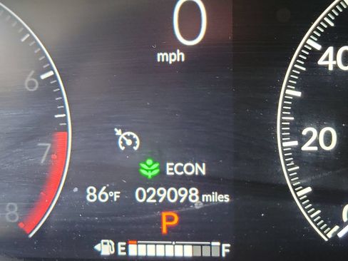 Used 2025 Honda HR-V Sport image 29