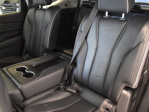 Used 2023 Acura MDX SH-AWD w/ Advance Package image 7