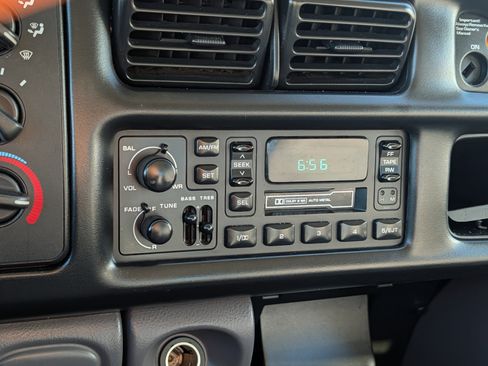 Used 2002 Dodge Ram 2500 Truck 4x4 Quad Cab image 18