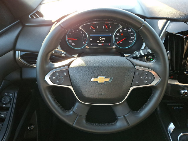 Used 2023 Chevrolet Traverse LT FWD image 19
