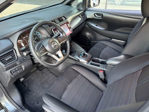 Used 2023 Nissan Leaf S image 26