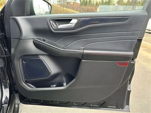 Certified 2024 Ford Escape ST-Line image 23