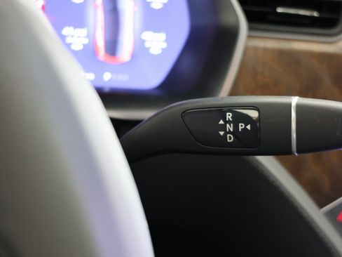 Used 2020 Tesla Model S Long Range Plus image 6