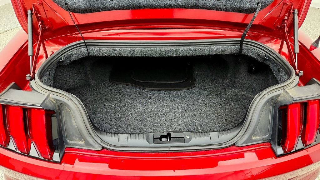 Used 2019 Ford Mustang Convertible w/ Equipment Group 101A RWD image 22
