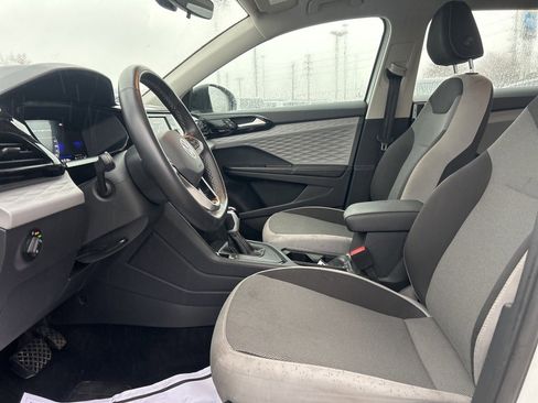 Used 2024 Volkswagen Taos S image 12