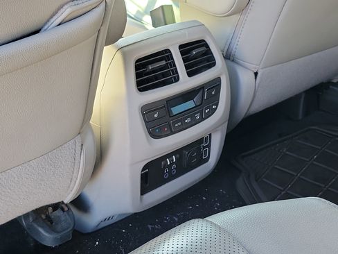 Used 2020 Honda Pilot Elite image 15