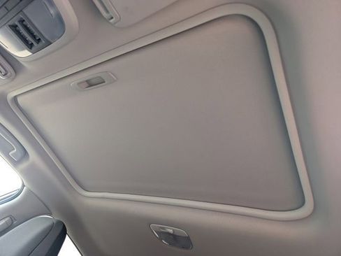 Used 2025 Subaru Crosstrek 2.0i Premium image 18