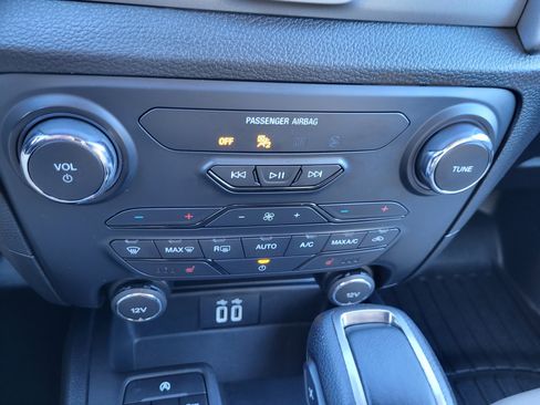 Used 2020 Ford Ranger XLT w/ Equipment Group 302A Luxury image 24