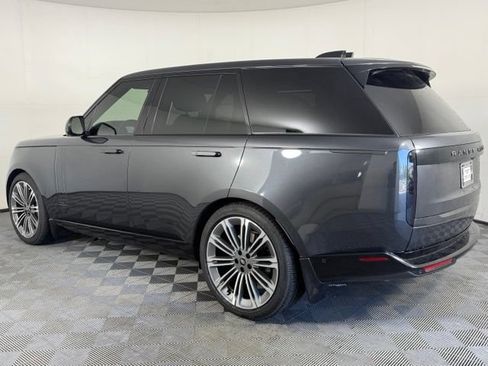Used 2025 Land Rover Range Rover Autobiography AWD/4WD image 4