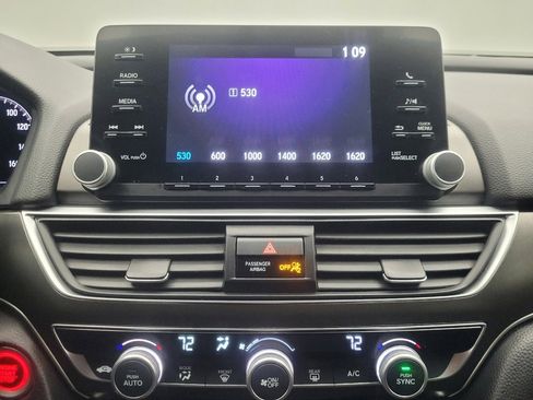 Used 2019 Honda Accord LX image 25