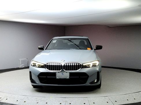 Used 2025 BMW 330i xDrive Sedan w/ M Sport Package image 2