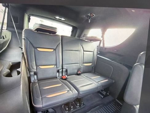 Used 2021 GMC Yukon XL AT4 w/ AT4 Premium Plus Package AWD/4WD image 14