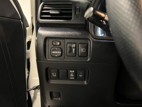 Used 2023 Toyota 4Runner Limited image 15