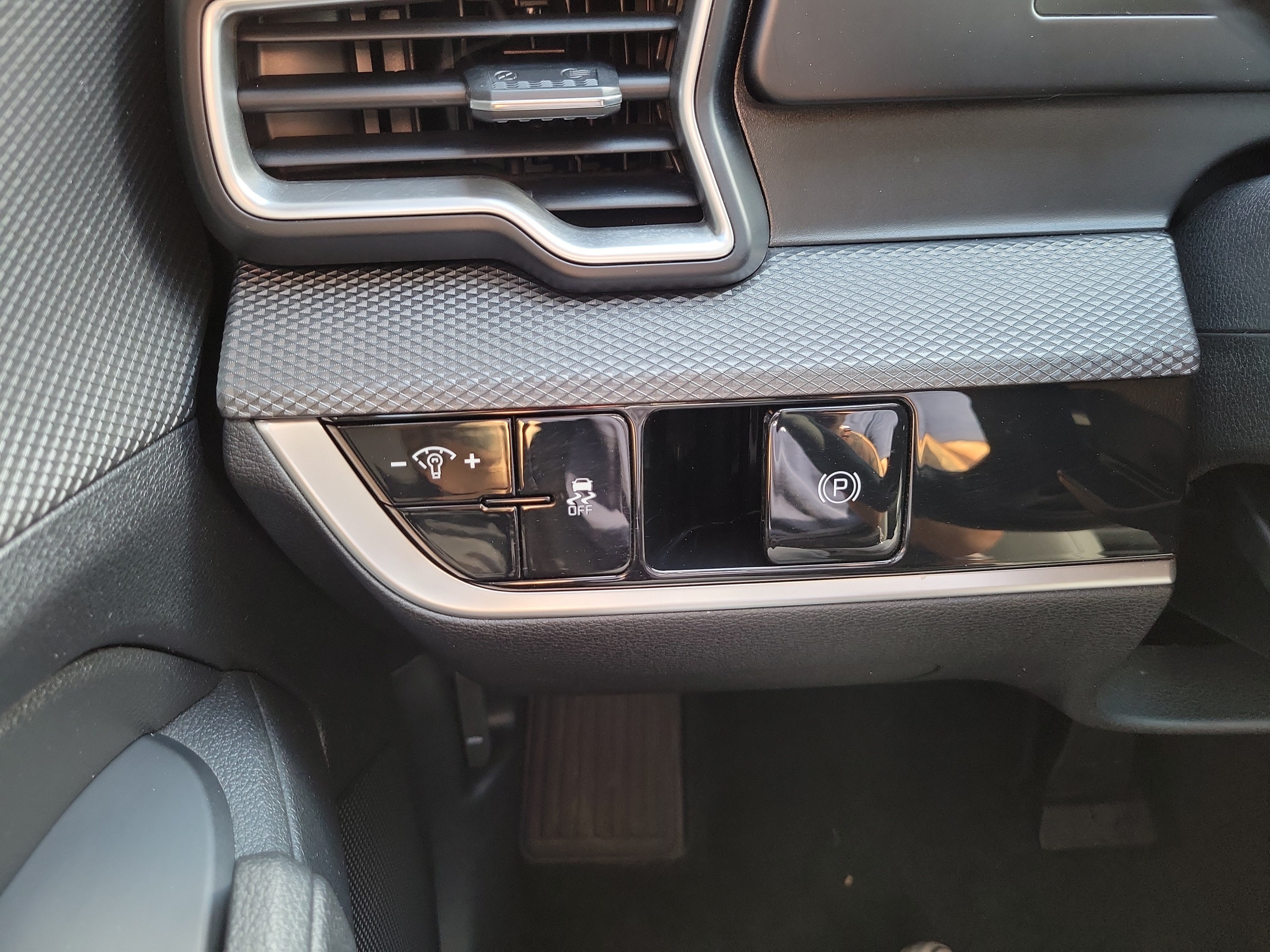 Certified 2023 Kia Sportage LX FWD image 24