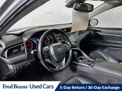 Used 2019 Toyota Camry XSE FWD image 13