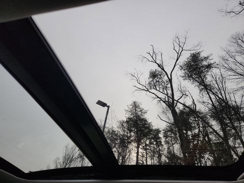 Used 2022 Nissan Pathfinder SL w/ SL Premium Package image 28