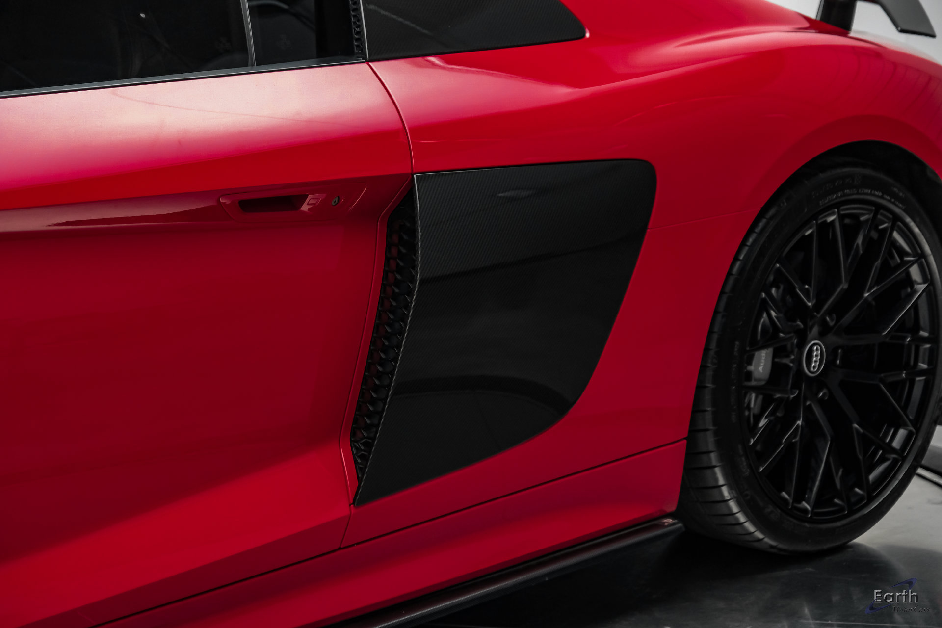 Used 2017 Audi R8 V10 plus AWD/4WD image 33