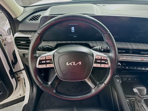 Used 2024 Kia Telluride EX w/ EX Captain's Chair Package AWD/4WD image 15