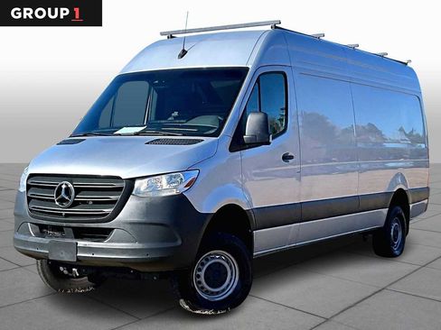 Used 2024 Mercedes-Benz Sprinter 2500 image 1