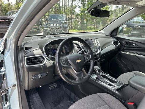 Certified 2022 Chevrolet Equinox LT FWD image 10