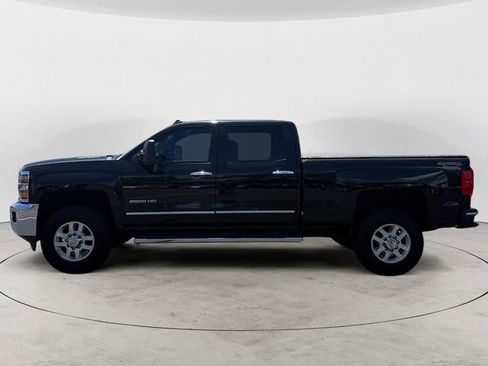 Used 2015 Chevrolet Silverado 2500 LTZ w/ Duramax Plus Package AWD/4WD image 2