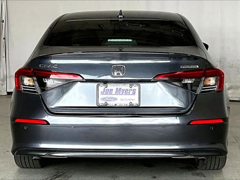 Used 2024 Honda Civic Touring image 4