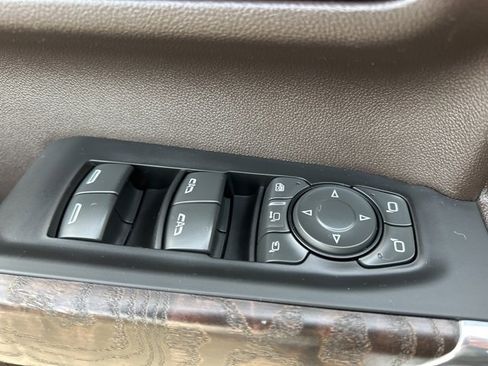 Used 2023 GMC Sierra 2500 Denali w/ Denali Ultimate Package image 27