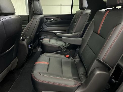 New 2026 Chevrolet Traverse RS image 25