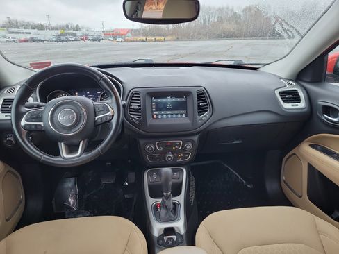 Used 2020 Jeep Compass Sport w/ Advanced Safety Group image 18