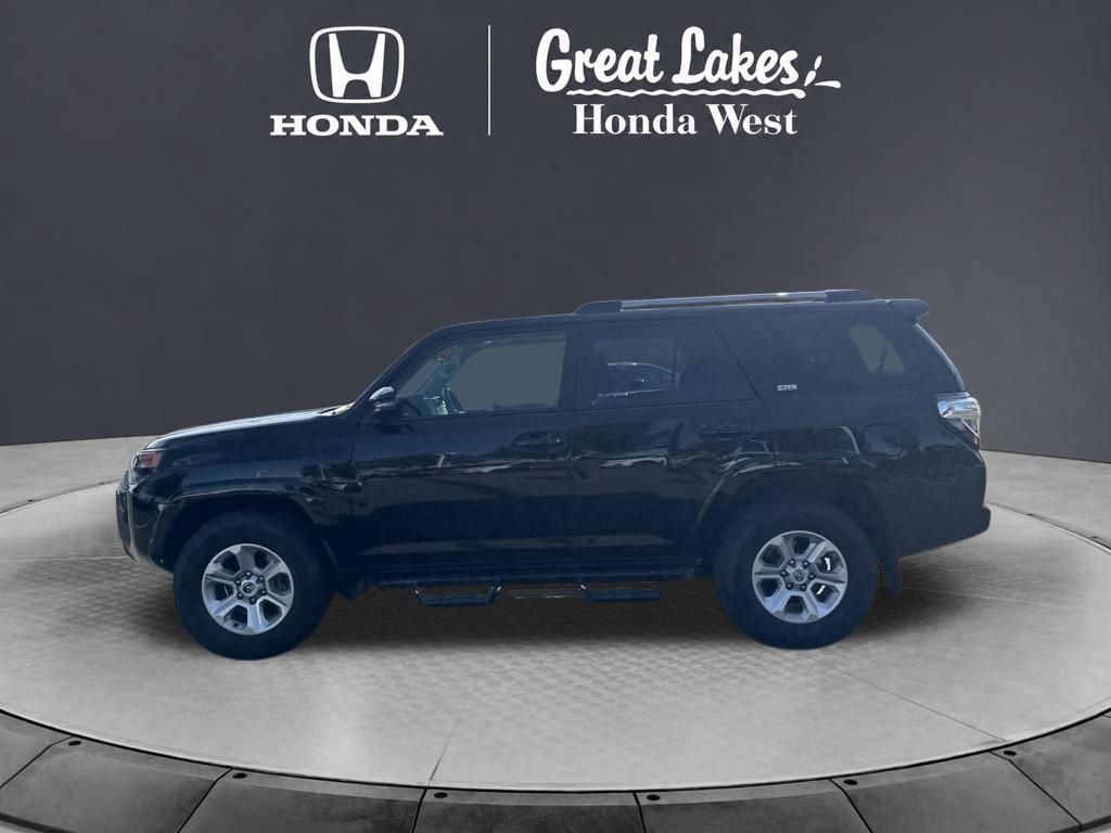 Used 2024 Toyota 4Runner SR5 Premium w/ Moonroof Package AWD/4WD image 12