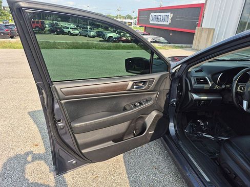 Used 2015 Subaru Legacy 3.6R Limited AWD/4WD image 23