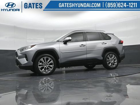 Used 2019 Toyota RAV4 Limited AWD/4WD image 45