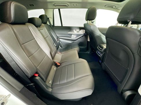 New 2026 Mercedes-Benz GLS 450 4MATIC image 26
