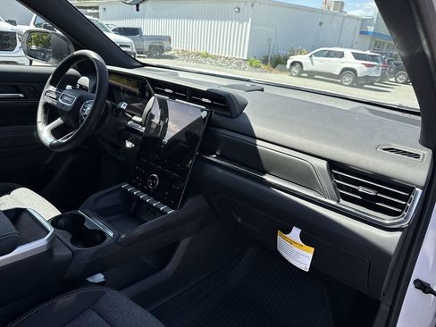 New 2026 GMC Terrain Elevation w/ LPO, Floor Liner Package image 62