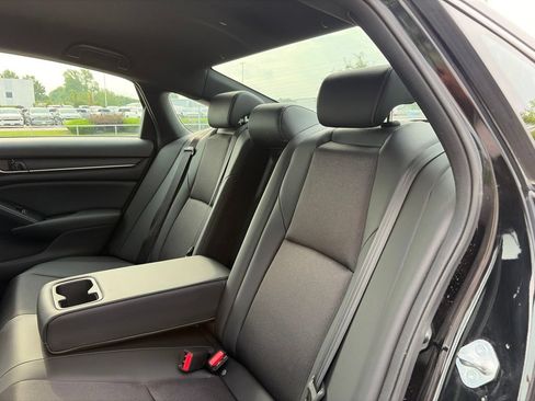 Used 2022 Honda Accord Sport image 37