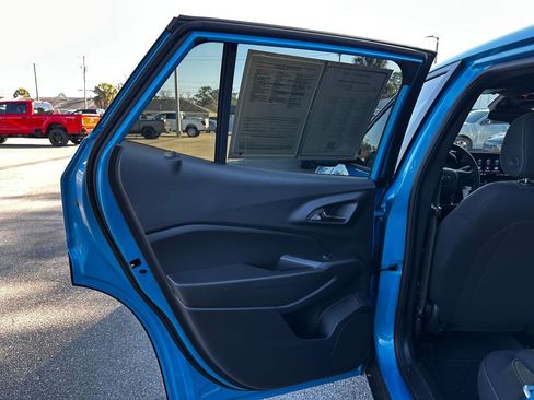 Used 2026 Chevrolet Trax RS image 26