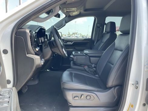 Used 2024 GMC Sierra 1500 SLT image 14