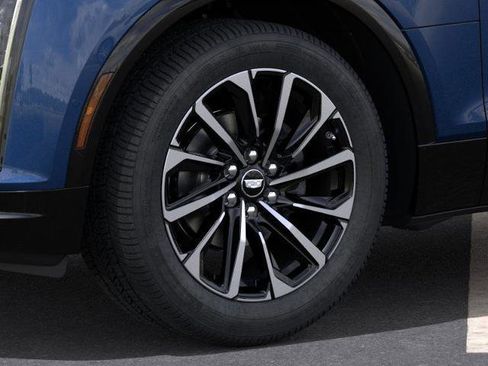 New 2024 Cadillac Lyriq Sport image 9