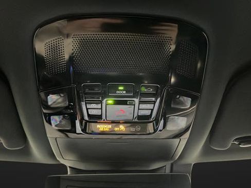 Used 2025 Lexus RX 500h F Sport image 40