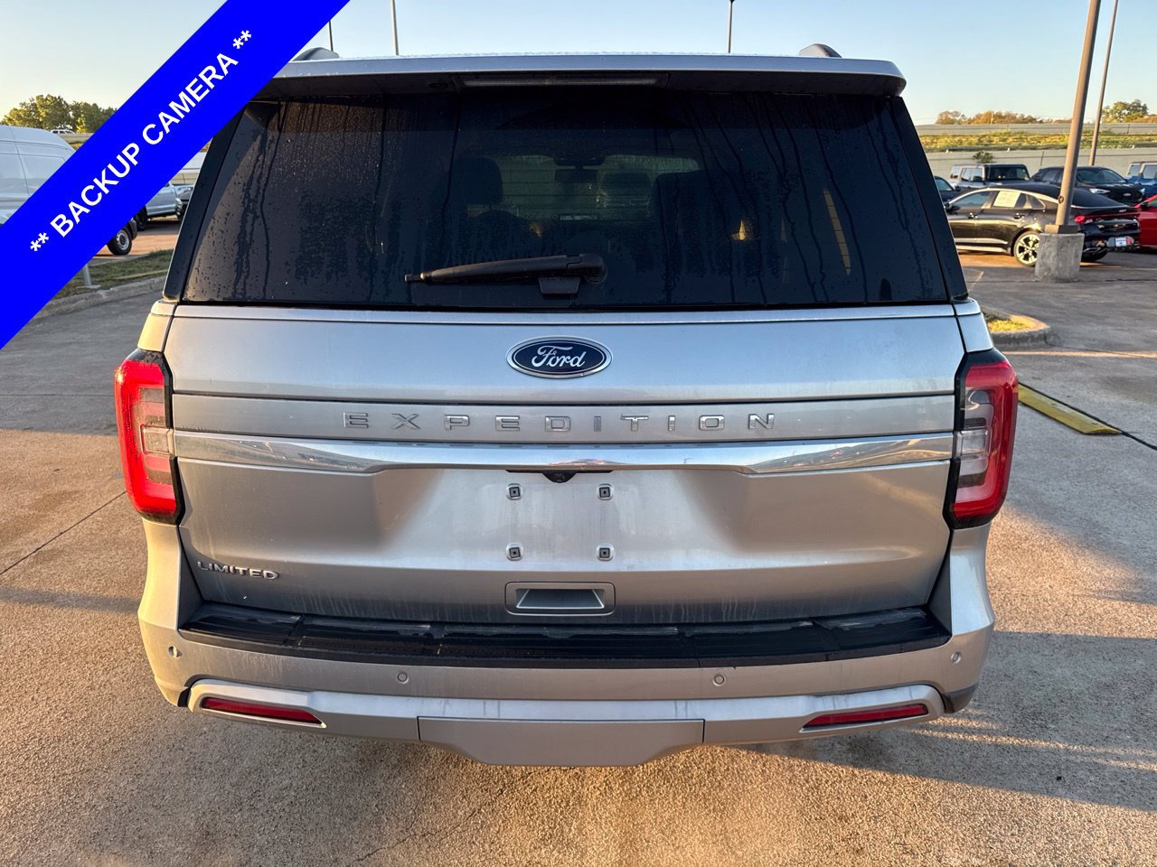 Used 2024 Ford Expedition Limited RWD image 9