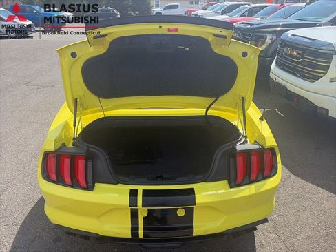 Used 2021 Ford Mustang GT Premium w/ GT Performance Package RWD image 13